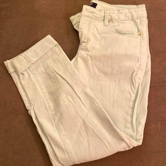 Size 4/6 ankle/crop pants - Picture 2 of 7